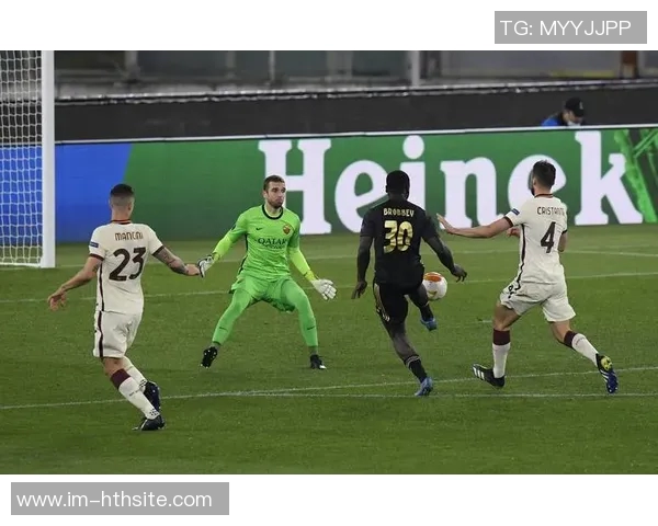 罗马与阿贾克斯谈判马伦租借交易达成进展含2500万欧非强制买断条款 罗马与阿贾克斯谈判马伦租借交易达成进展含2500万欧非强制买断条款